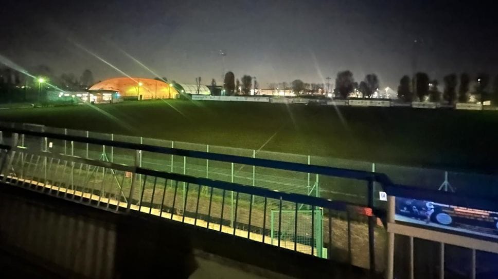 Luci spente al centro sportivo: impossibile fare gli allenamenti