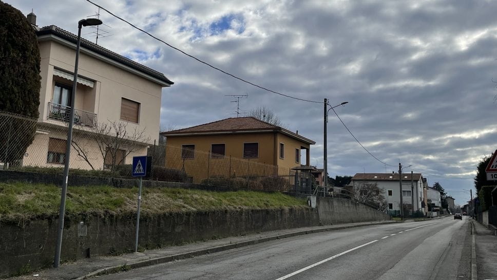 Via Manzoni a Mirovano, frazione di Alzate Brianza