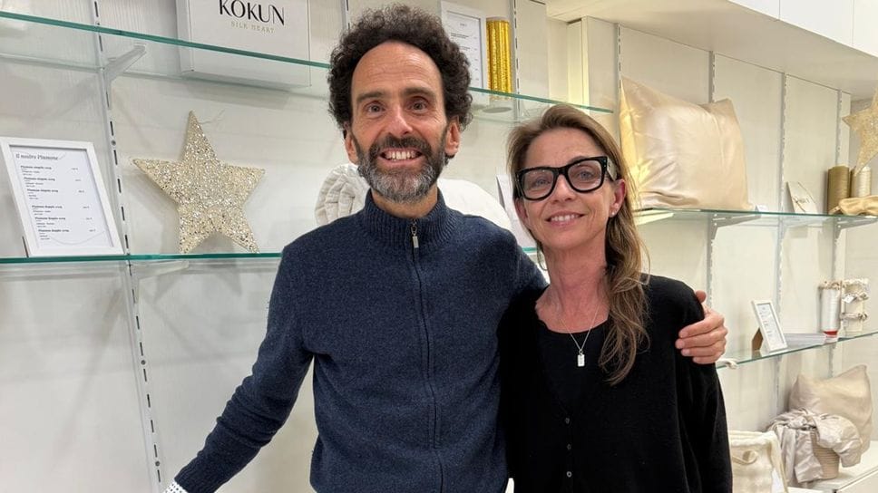 Andrea Taborelli e Carola Prini nel temporary shop di Kokun