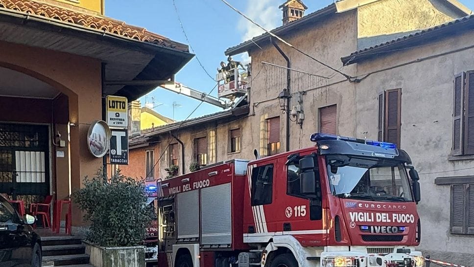 L’intervento dei vigili del fuoco ad Alserio