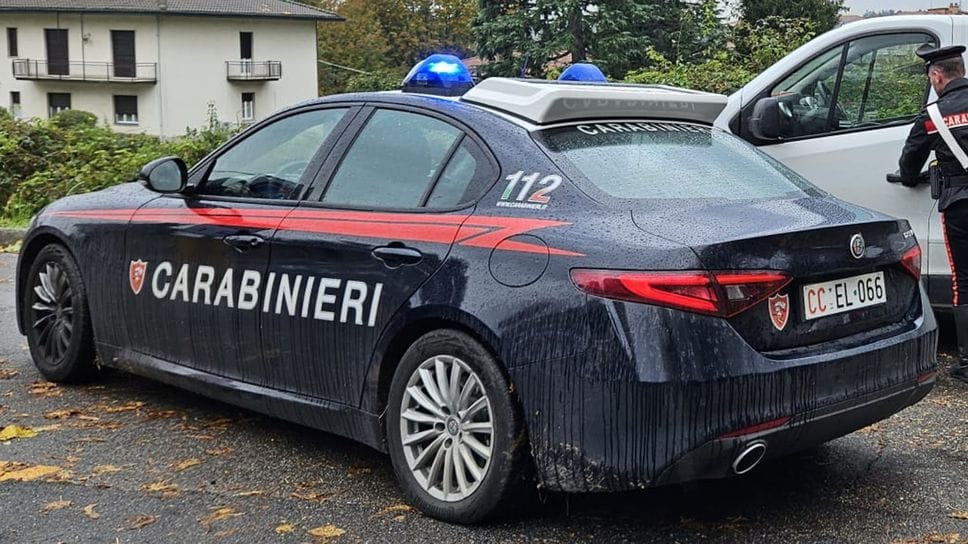 Sono intervenuti i carabinieri del Radiomobile e della Stazione di Albate