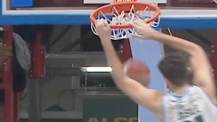 Cantù Falls: Naples Win in Basketball