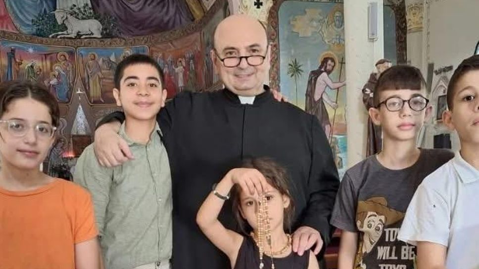 Padre Gabriele Romanelli, parroco della comunità di Gaza City