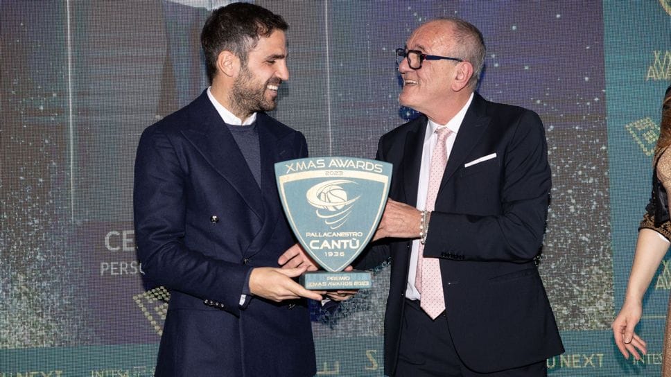 Cesc Fabregas (a sinistra) con Walter Sgnaolin