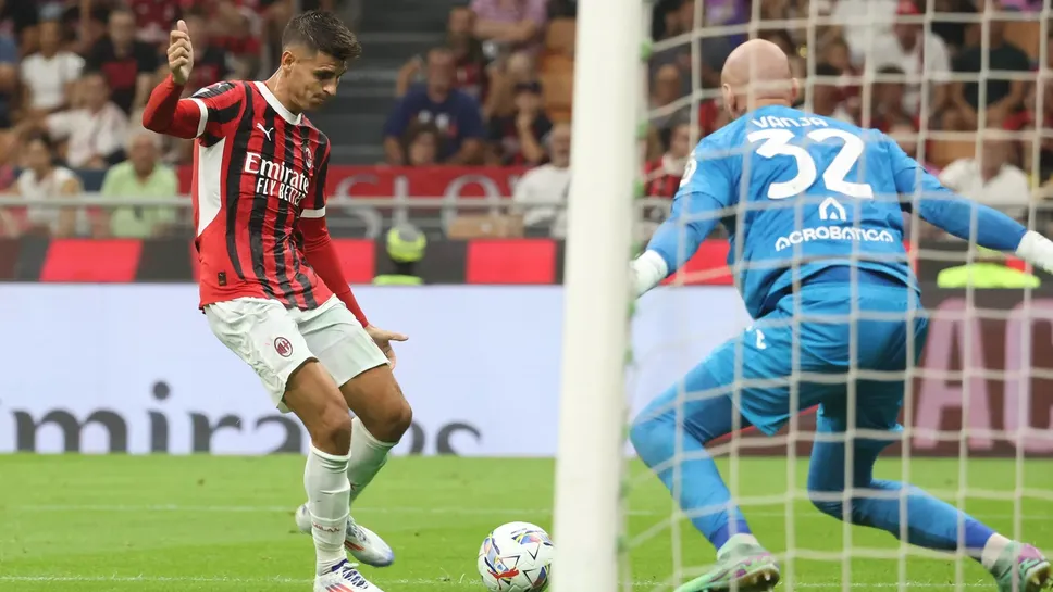 Alvaro Morata con la maglia del Milan