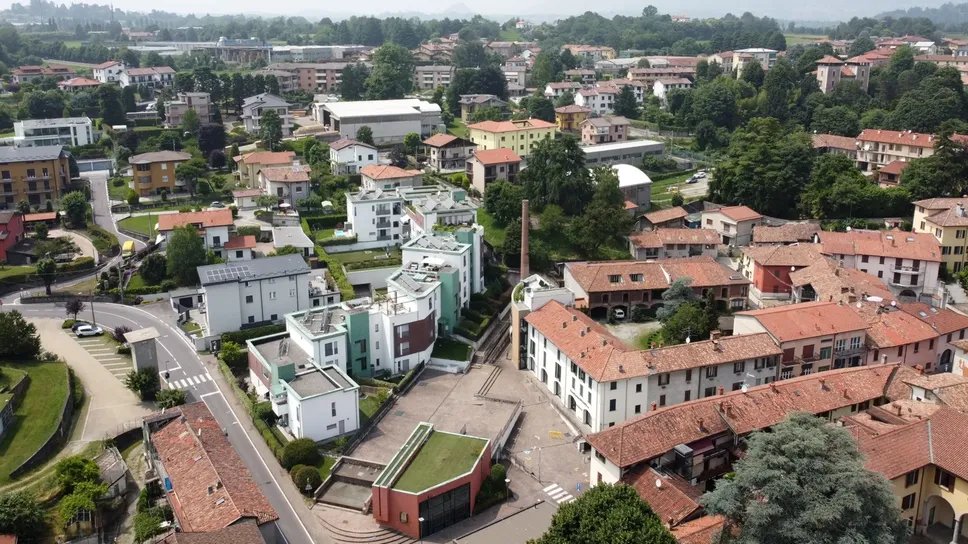 Lambrugo ripreso dal drone