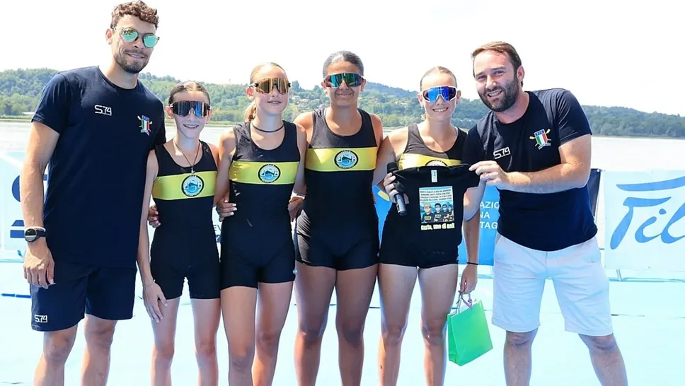 Il 4 di coppia Allievi C della Bellagina con Gabriel Soares (a sinistra)