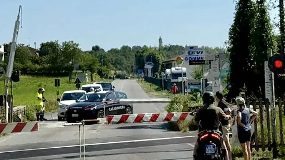 Solo l’arrivo dei carabinieri ha consentito di risolvere il problema Solo l’arrivo dei carabinieri ha consentito di risolvere il problema