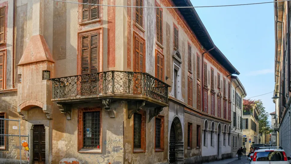 Palazzo Negretti, in via Vittorio Emanuele