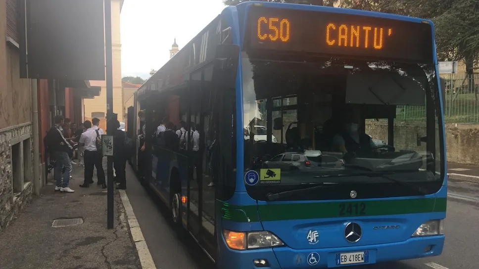Il C50 (ora chiamato C150) si fermerà più spesso in piazza Parini