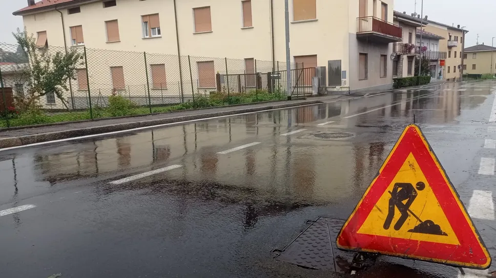 Asfaltature dopo il nubifragio del 5 luglio, qui siamo in via Mazzini