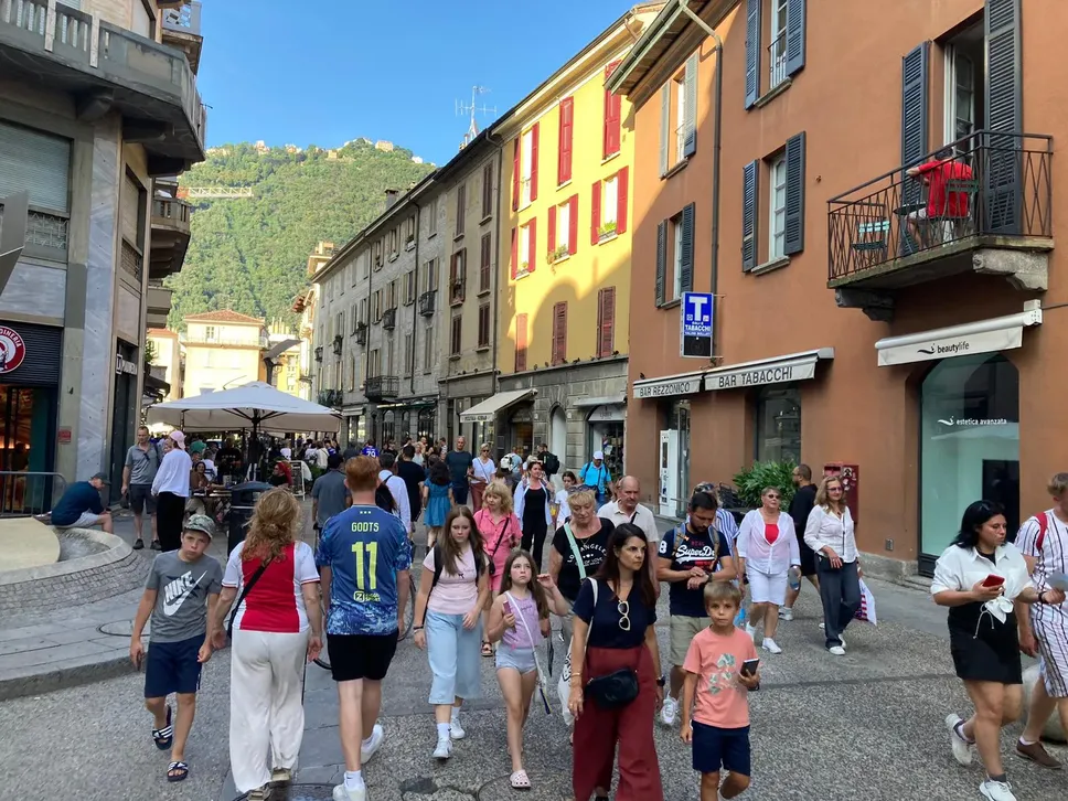 In città tanti tifosi stranieri mescolati ai turisti