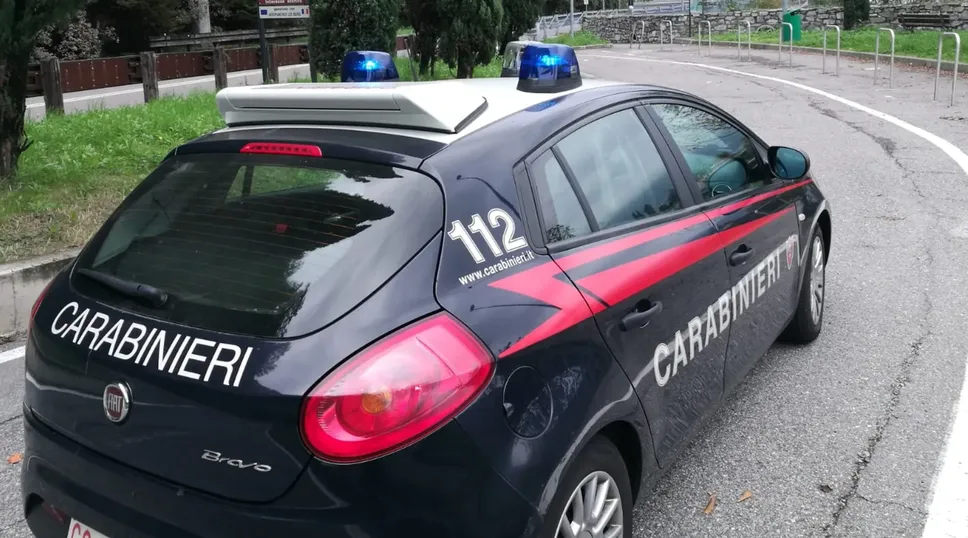 Controlli dei carabinieri in Alto Lago (Archivio) Controlli dei carabinieri in Alto Lago (Archivio)
