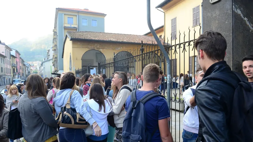 Al Pessina si sperimentano già convenzioni per il volontariato di studenti con problemi di condotta Al Pessina si sperimentano già convenzioni per il volontariato di studenti con problemi di condotta