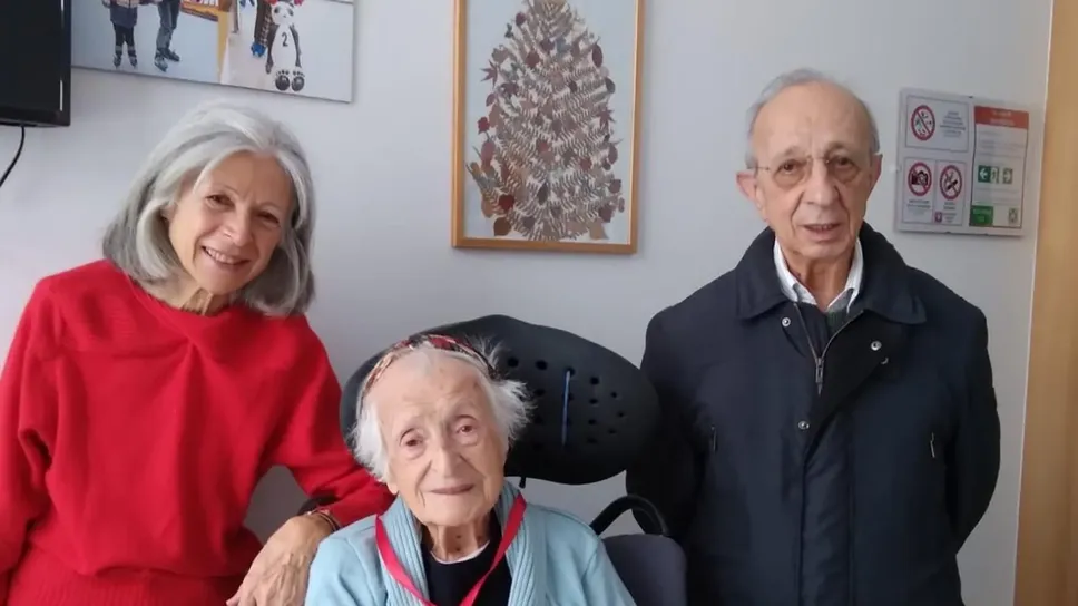 Mariateresa Traversa con i figli Marina e Giuseppe Mariateresa Traversa con i figli Marina e Giuseppe