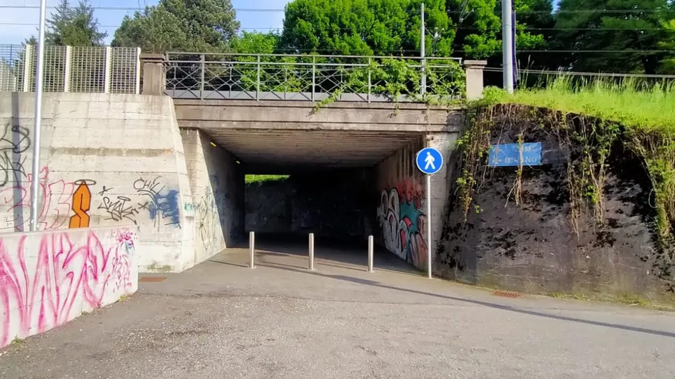 Il sottopasso di via Scalabrini: le telecamere arriveranno anche qui
