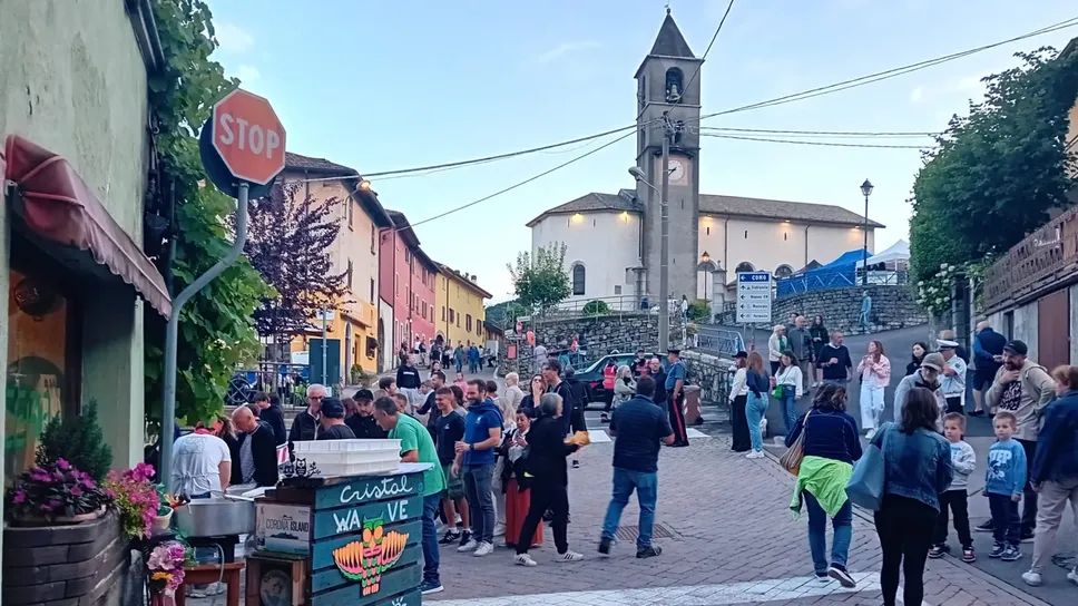 Uno scorcio del centro di Lanzo Intelvi (Archivio)