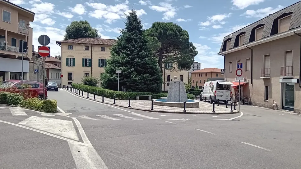 Piazza Volta: rinviata la riqualificazione