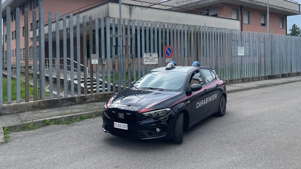 In azione i carabinieri di Fino Mornasco In azione i carabinieri di Fino Mornasco