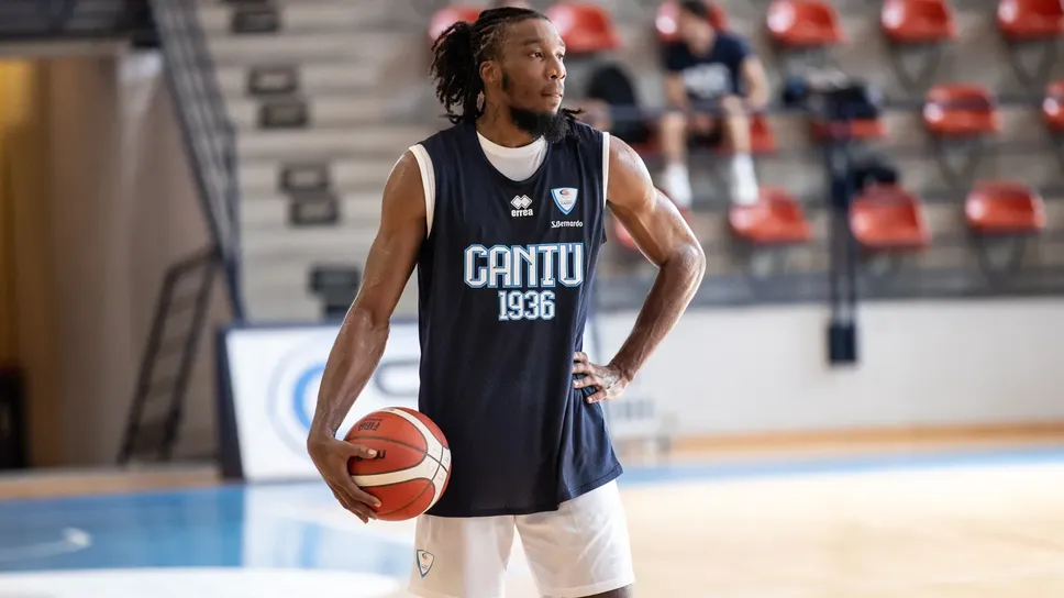 Xavier Sneed, 27 anni, il giocatore probabilmente più atteso della stagione Xavier Sneed, 27 anni, il giocatore probabilmente più atteso della stagione