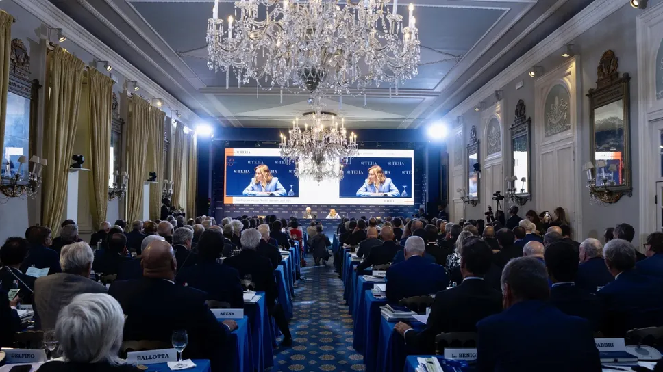 Lo scorso anno la sessione con la premier Giorgia Meloni Lo scorso anno la sessione con la premier Giorgia Meloni