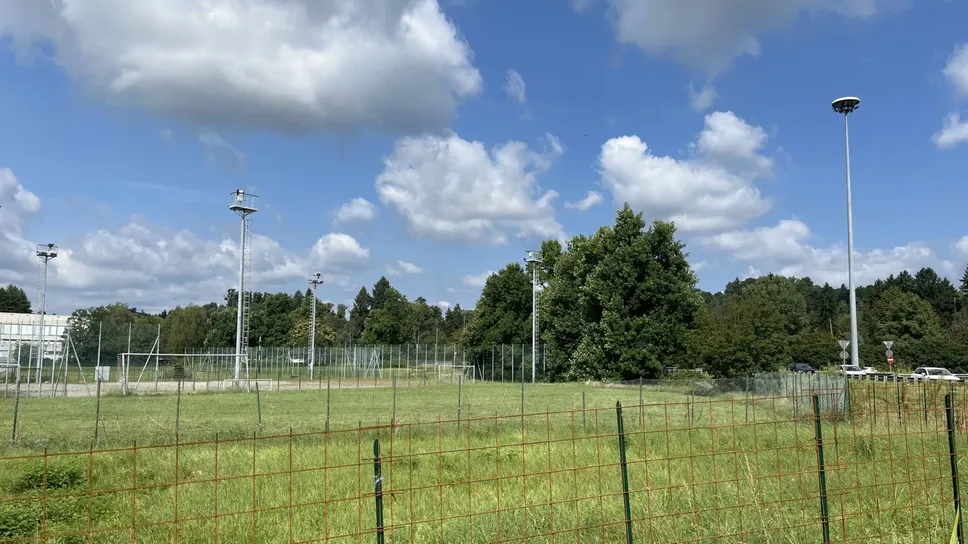 L’area dove potrebbe sorgere l’impianto sportivo è situata tra via Bonifacio da Modena e via Varesina L’area dove potrebbe sorgere l’impianto sportivo è situata tra via Bonifacio da Modena e via Varesina