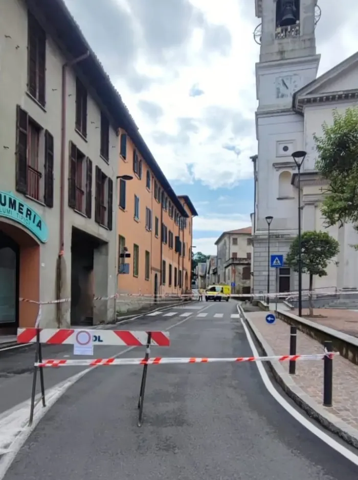 La piazza chiusa al traffico