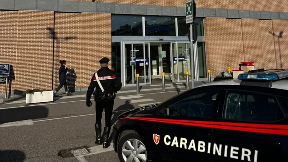 Sull’episodio indagano i carabinieri Sull’episodio indagano i carabinieri