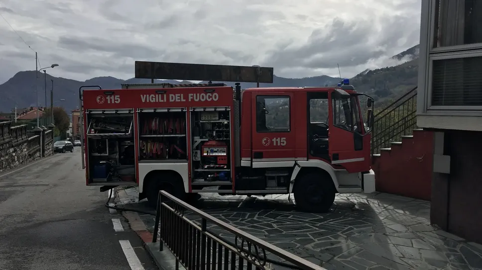 Allertati i vigili del fuoco Allertati i vigili del fuoco
