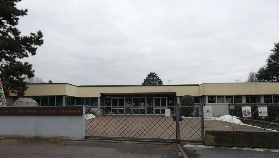 La scuola primaria di Valmorea La scuola primaria di Valmorea