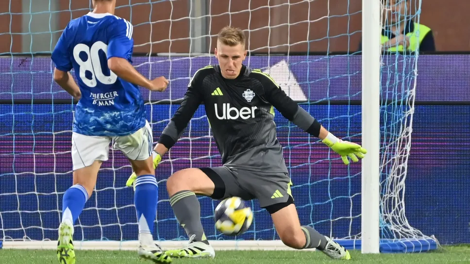 Il portiere Jean Butez Il portiere Jean Butez