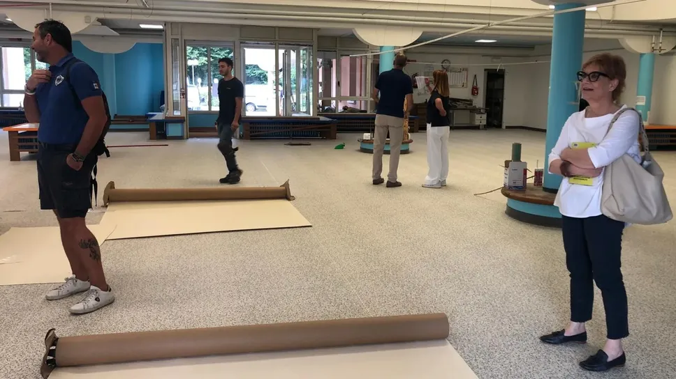 Il sopralluogo ieri alla scuola dell’infanzia di viale Pio Roncoroni