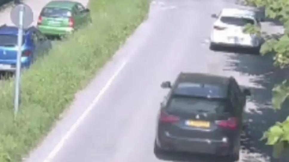 Un’immagine dal varco di via XXV Aprile a Maslianico Un’immagine dal varco di via XXV Aprile a Maslianico