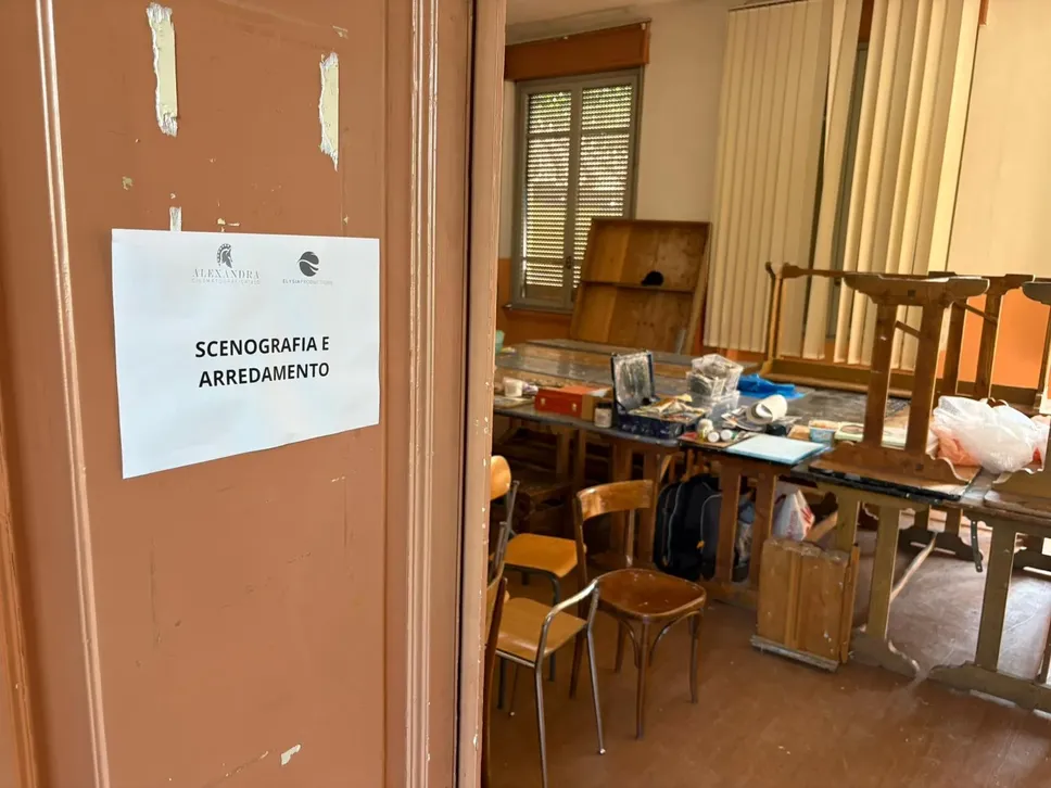 Una delle aule nella parte “vietata” all’associazione