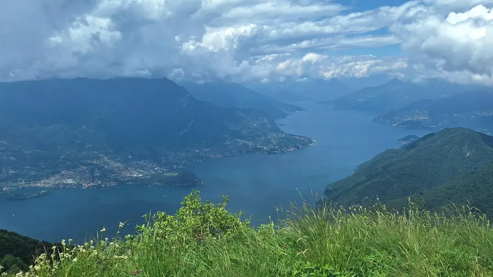 Veduta del Lario Veduta del Lario