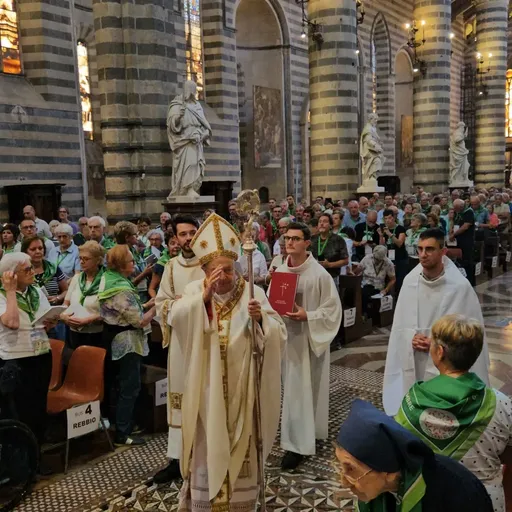 La Diocesi di Como in pellegrinaggio: «Messaggeri di speranza e ...