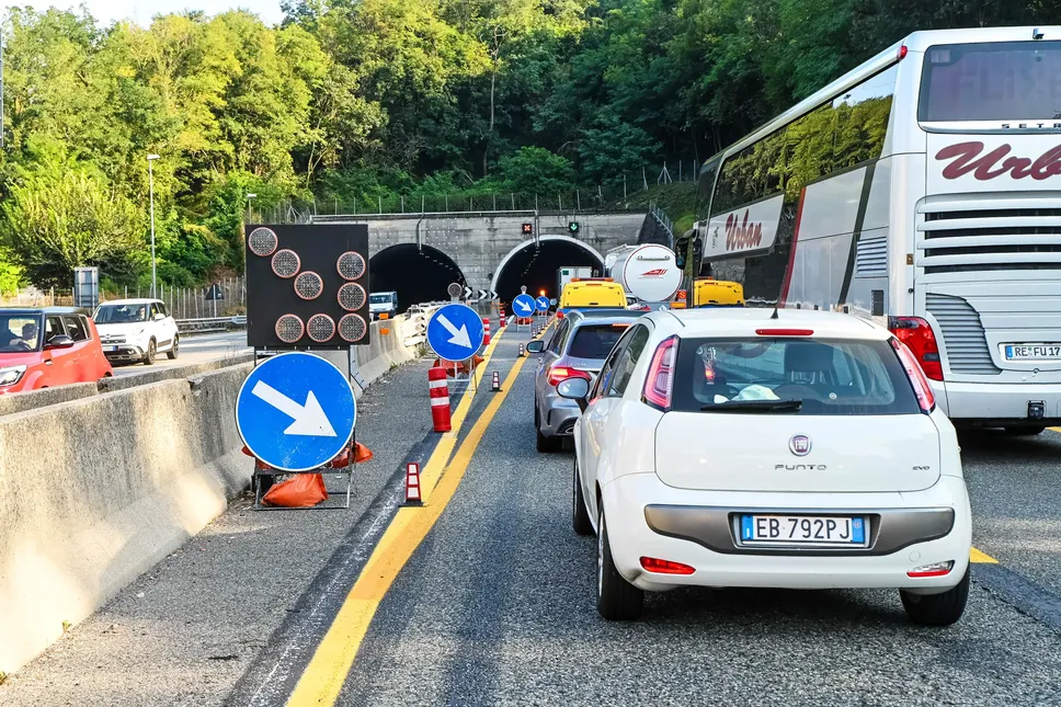 Da martedì riprendono i disagi per i cantieri in autostrada Da martedì riprendono i disagi per i cantieri in autostrada