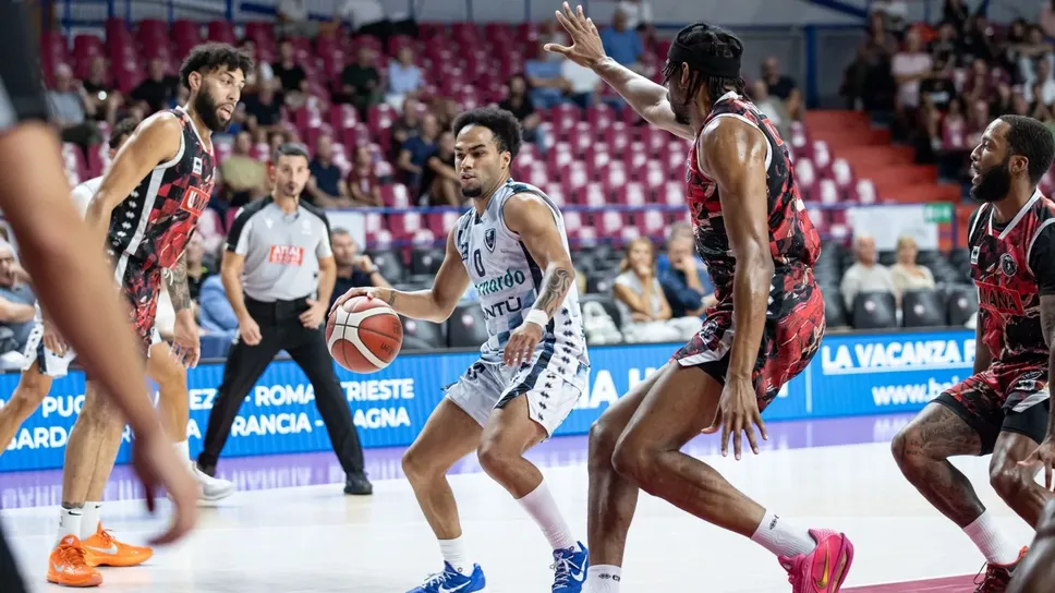 Jacob Gilyard ha messo a segno quindici punti