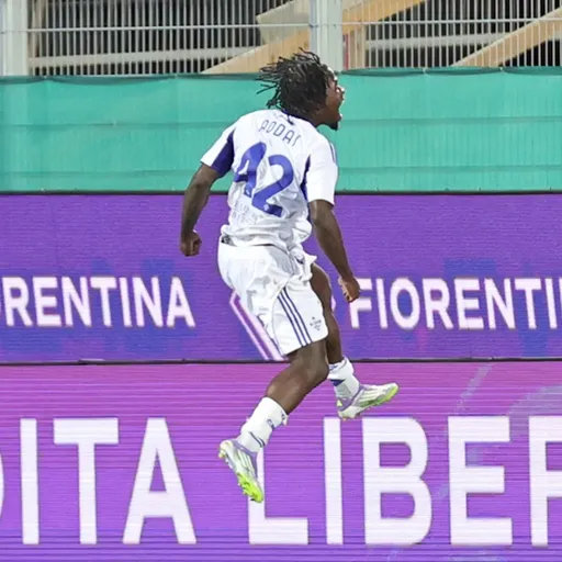 George Addai Como, Addai è già un idolo