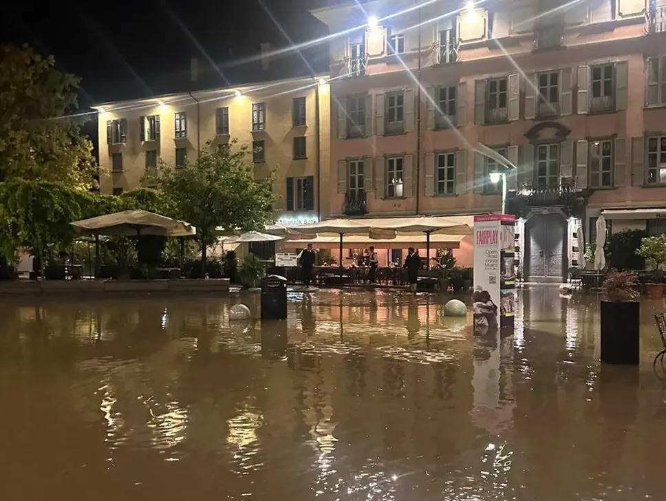 Piazza Cavour allagata stanotte