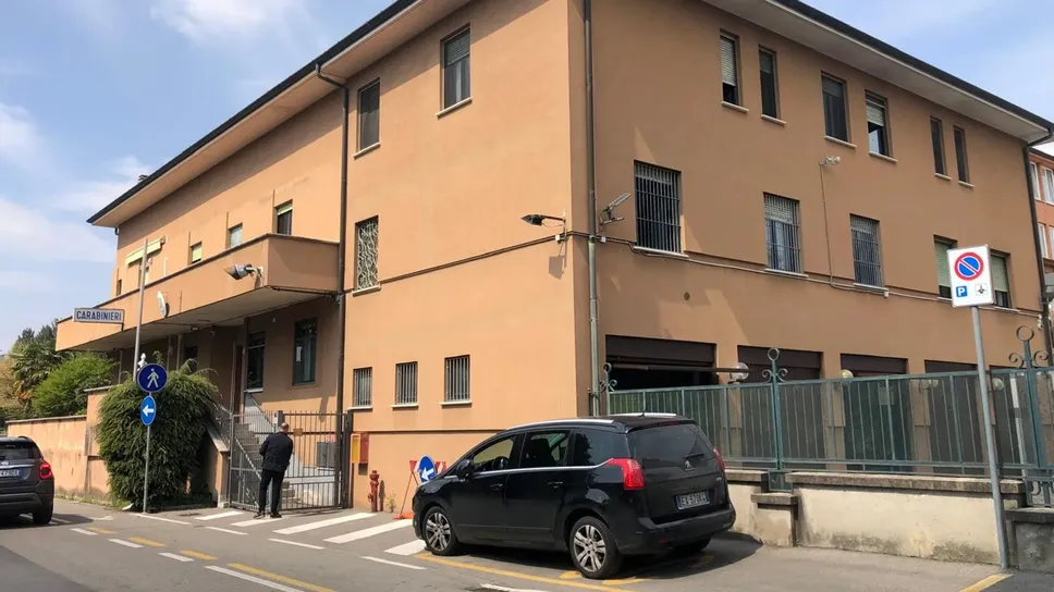 La caserma dei carabinieri di Olgiate