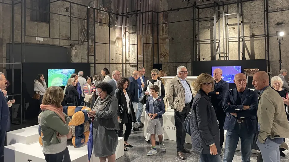 L’apertura del Festival del Legno nell’ex chiesa di Sant’Ambrogio