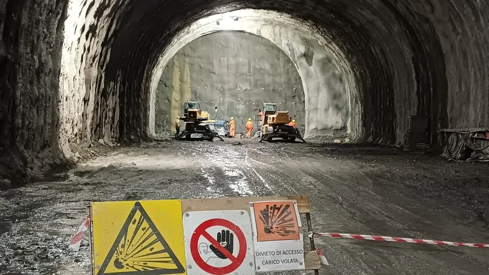 Le immagini del pre volata a Colonno, la seconda dal riavvio del cantiere datato 18 settembre Le immagini del pre volata a Colonno, la seconda dal riavvio del cantiere datato 18 settembre