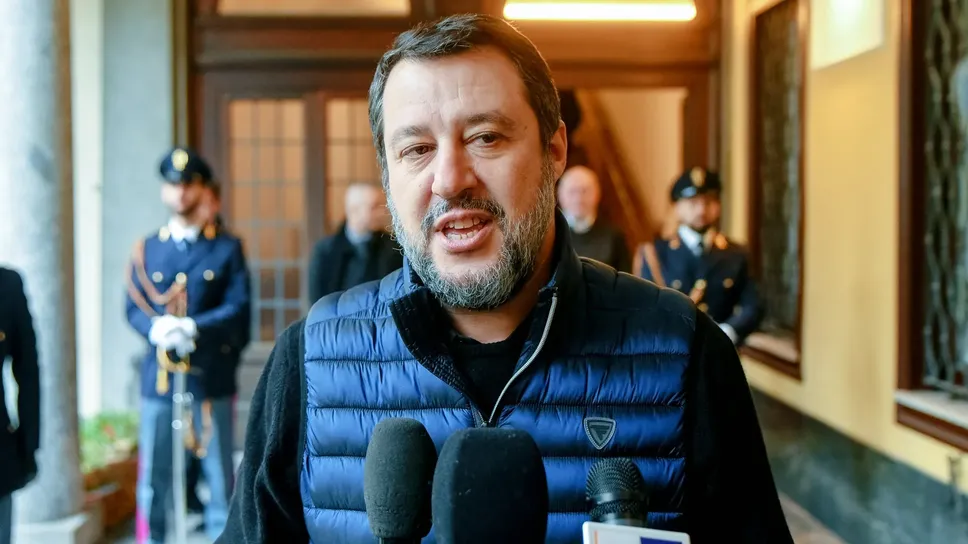 Il ministro Matteo Salvini incontra i sindaci del territorio in prefettura a Como, nel 2023