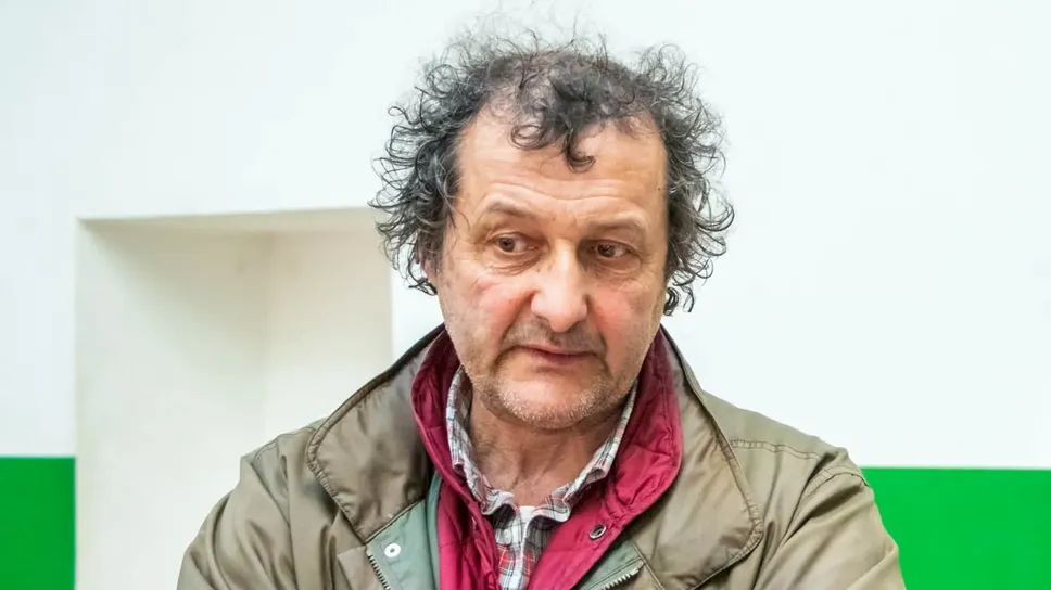 Il parroco di Rebbio non è nuovo a riflessioni sul ruolo e i difetti di Como e di chi la governa Il parroco di Rebbio non è nuovo a riflessioni sul ruolo e i difetti di Como e di chi la governa