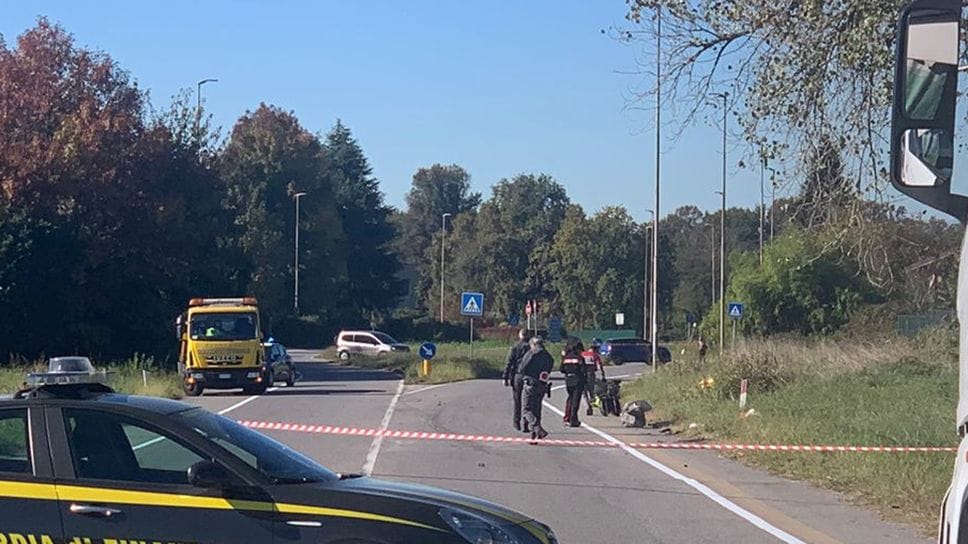 I rilievi dell’incidente sulla provinciale in cui perse la vita il conducente di una carrozzina elettrica investita  dal portiere dell’Inter Martinez lo scorso 28 ottobre