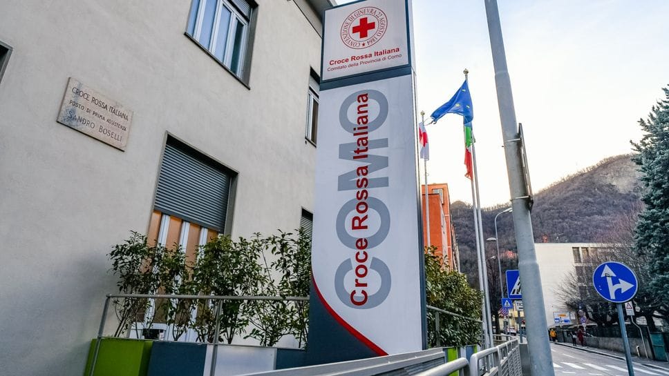 La sede della Croce rossa di Como in via Italia Libera