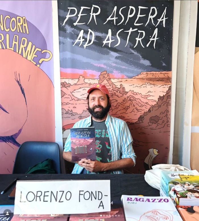 Lorenzo Fonda a una presentazione del suo libro edito da Coonino Press