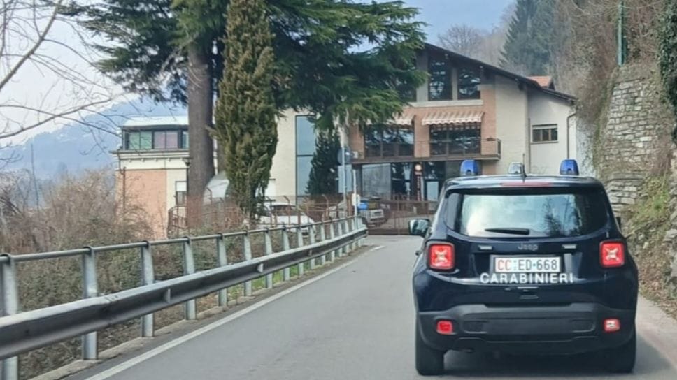 I carabinieri alla casa di riposo Sacro Cuore di Dizzasco