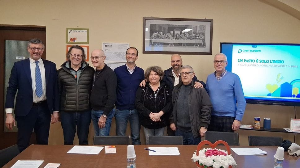 Da sinistra Luca Rumi, Massimo Croci di Slow food, Vittorio Tarantola, Simone Digregorio,Barbara Girardi, Claudio Bizzozero, Sergio Mauri, Gabriele Bianchi